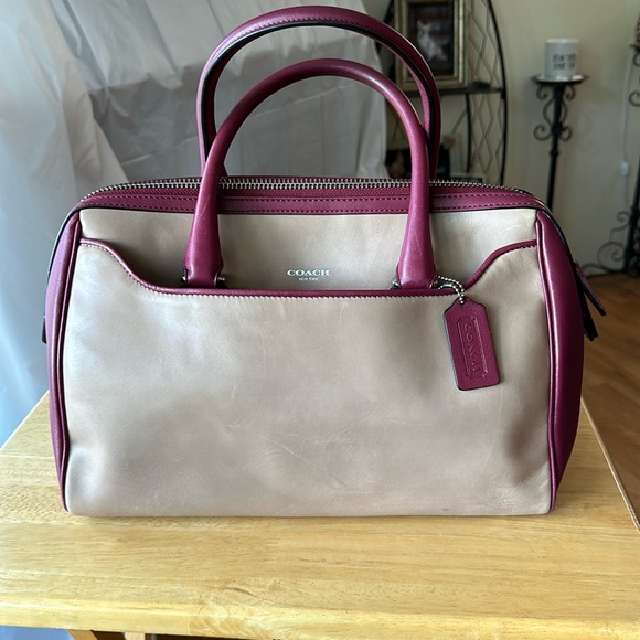 Coach legacy Haley satchel double zipper pulls 13x6x9 nice condition - Picture 3 of 13